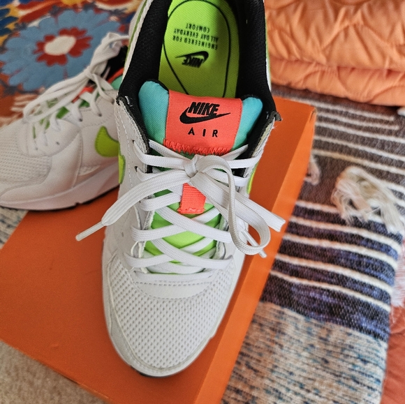 Nike Air Max Excee Sneakers 👟 - Picture 2 of 8